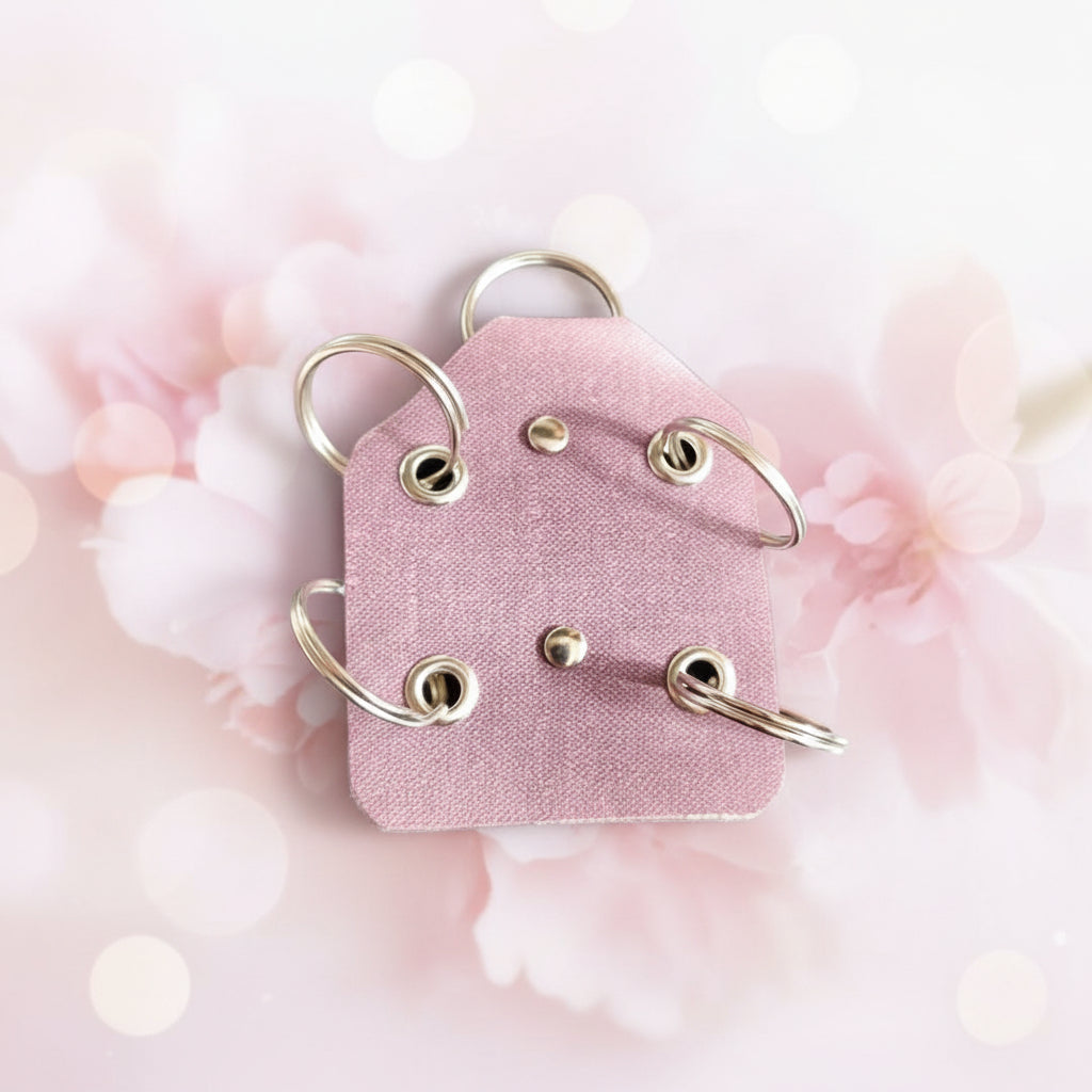 Llight Pink faux leather key spider