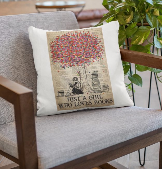Book Lover Cushion, Just a girl that loved books